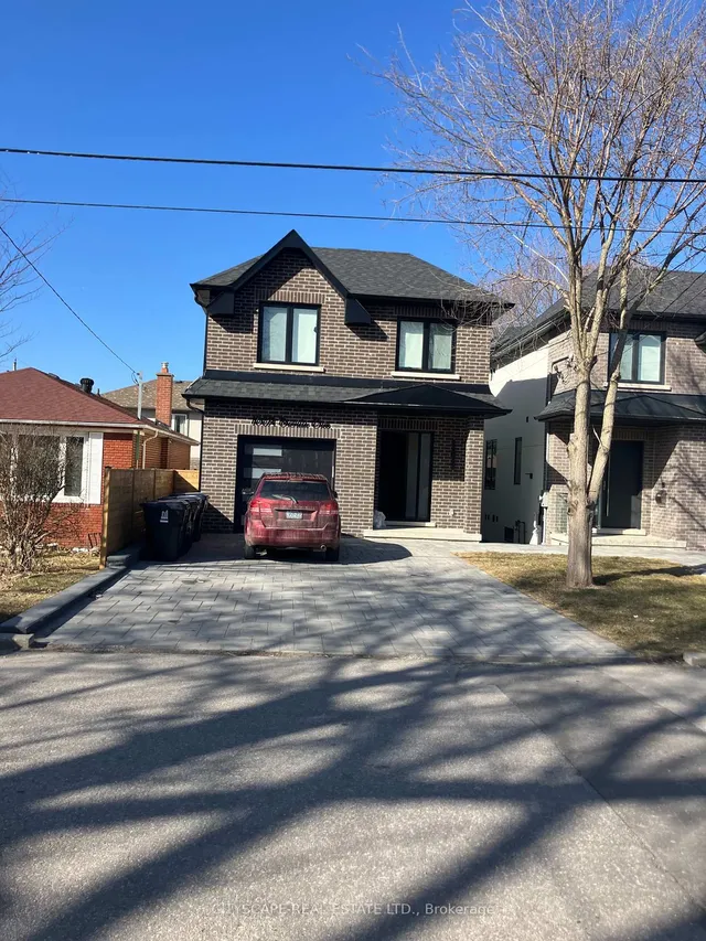 100A Brenda Cres