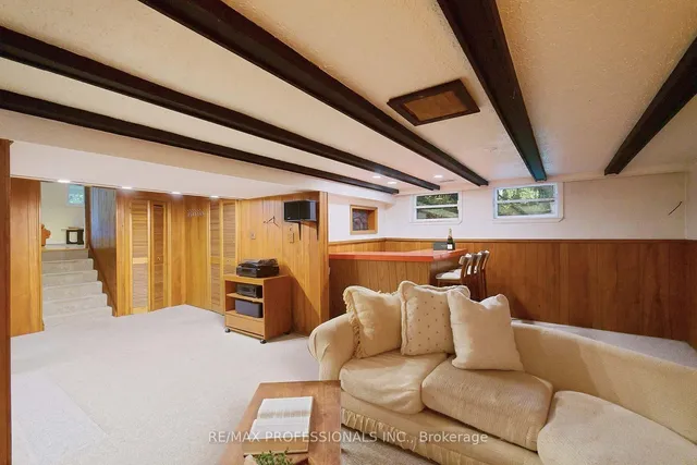 Additional image 30 of 37 Sunplains Cres