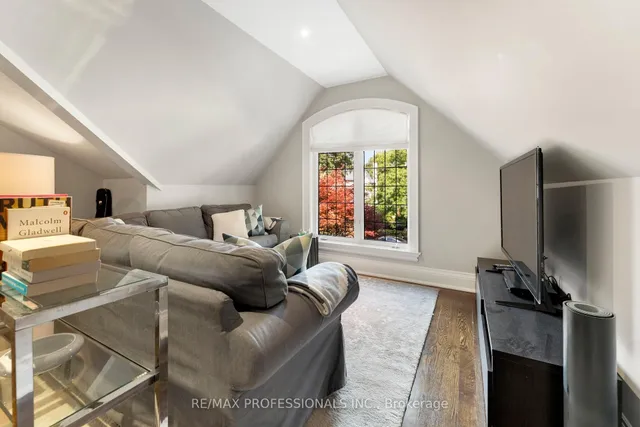 Additional image 36 of 40 Edgehill Rd