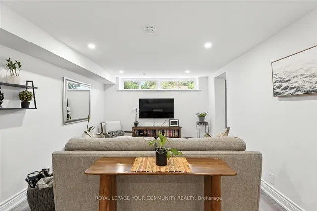 Additional image 31 of 33 Murellen Cres