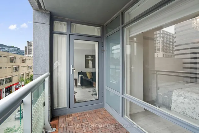 Additional image 29 of 525 Adelaide St Unit 610