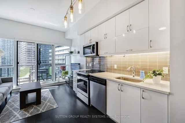 Additional image 13 of 39 Annie Craig Dr Unit 1604