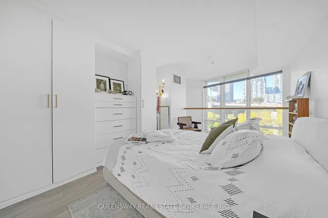 Additional image 18 of 550 Queens Quay Unit 429