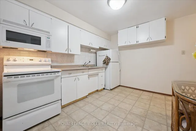 Additional image 27 of 136 Fairway Rd