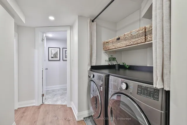 Additional image 26 of 618 Davenport Rd