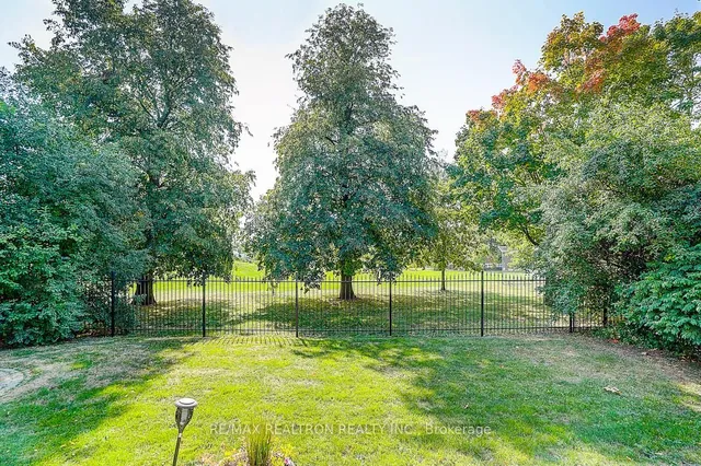 Additional image 32 of 9 Eastlea Cres