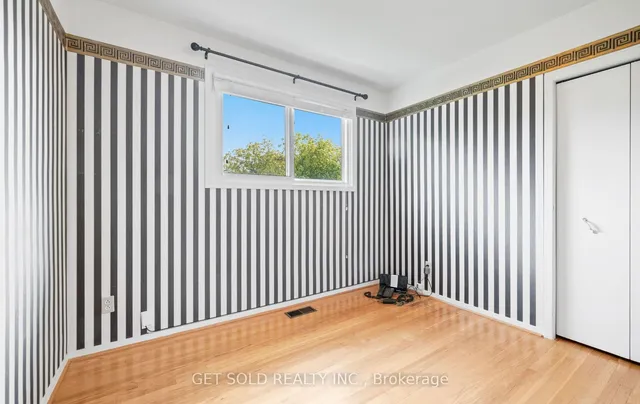 Additional image 20 of 54 Ringway Cres