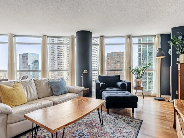 Additional image 8 of 18 Yonge St Unit 2211