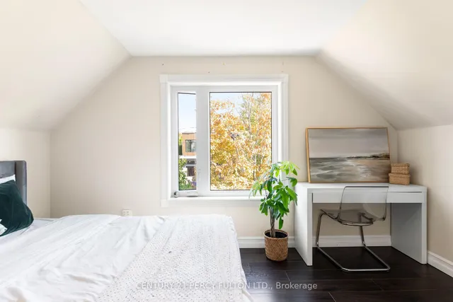 Additional image 29 of 34 Topham Rd