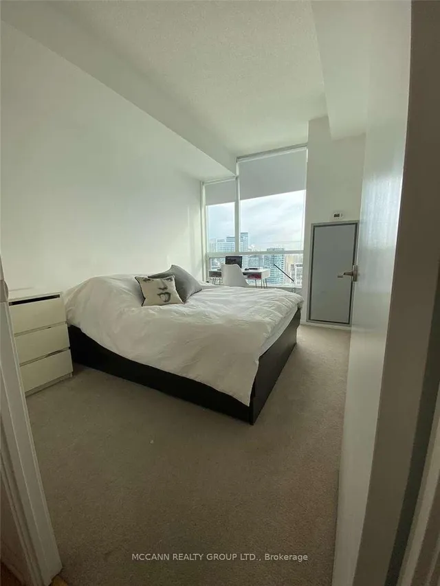 Additional image 14 of 215 Fort York Blvd Unit 3301