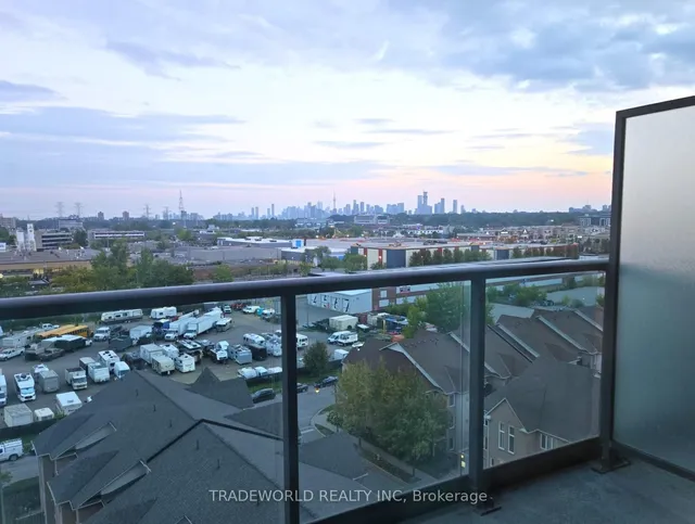 Additional image 15 of 35 Brian Peck Cres Unit 1016