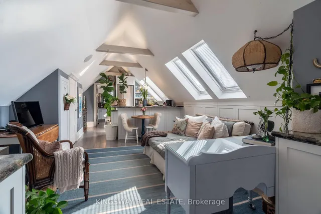 Additional image 38 of 166 High Park Ave