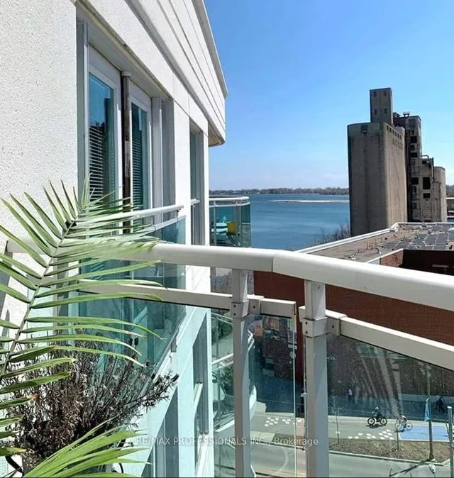 Additional image 13 of 600 Queens Quay Unit 1028