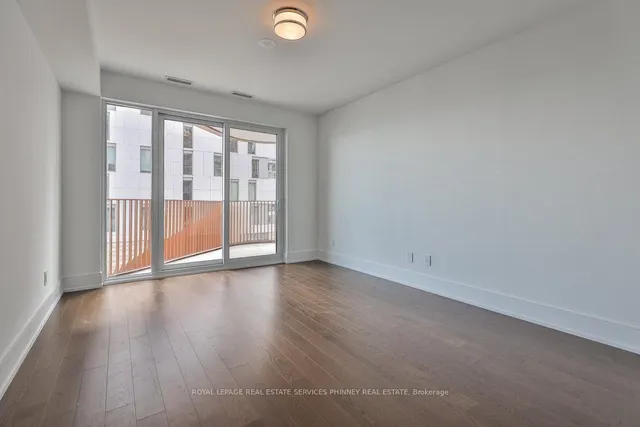 Additional image 28 of 155 Merchants' Wharf Unit 214