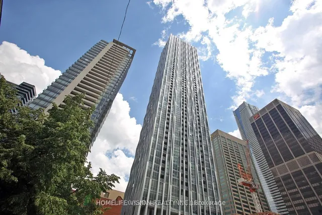 1 Yorkville Ave Unit 2009