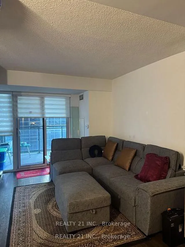 Additional image 10 of 30 Meadowglen Pl Unit 519