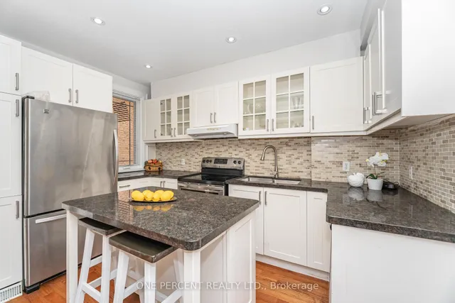 Additional image 16 of 226 Broadway Ave