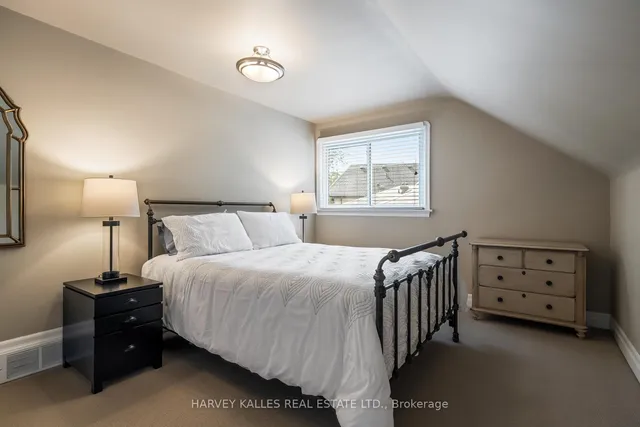 Additional image 33 of 17 Elstree Rd