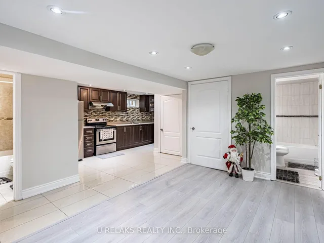 Additional image 33 of 82 Crow Tr