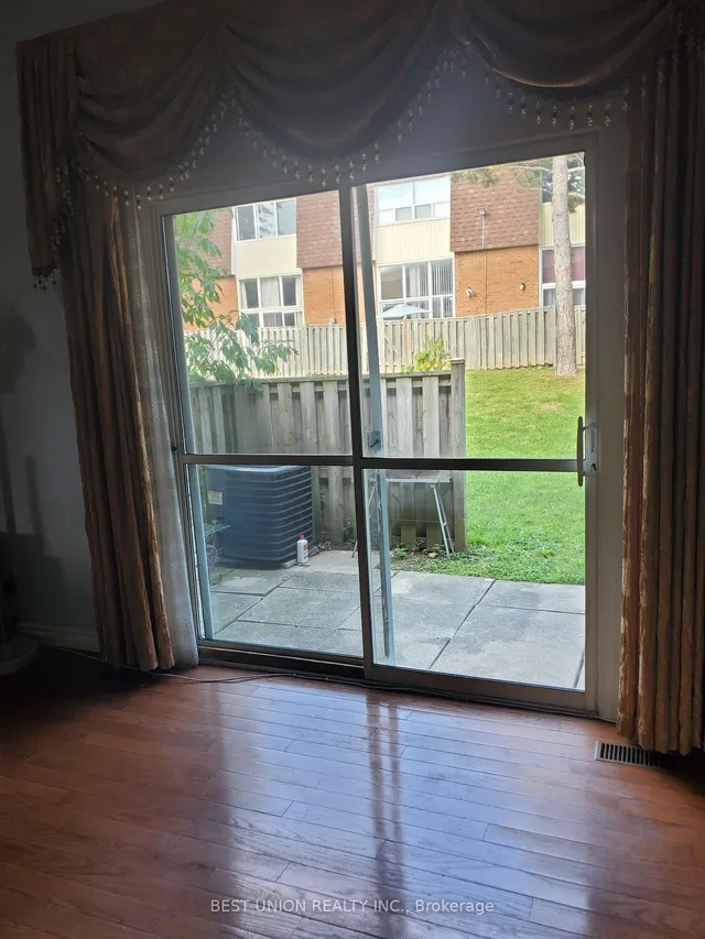 Additional image 7 of 200 Bridletowne Circ Unit 12