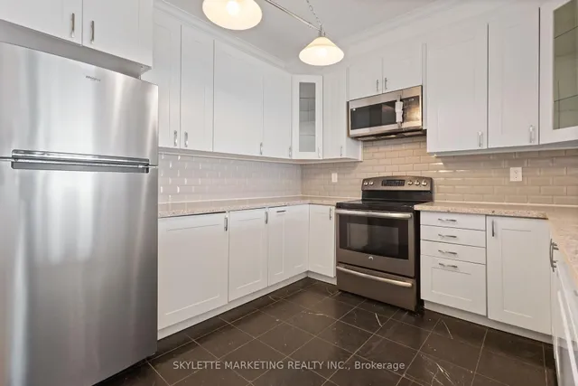 Additional image 7 of 18 Lee Centre Dr Unit PH205