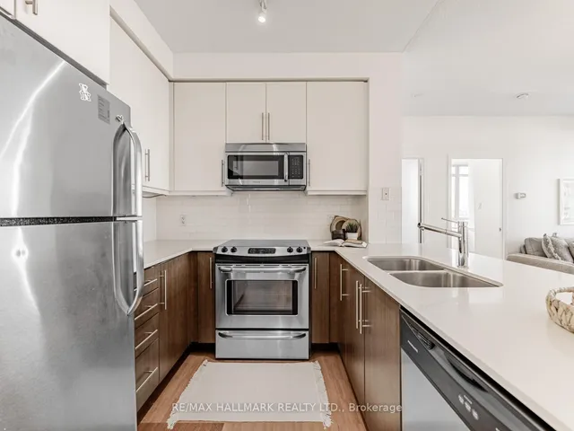 Additional image 3 of 1171 Queen St Unit 1104