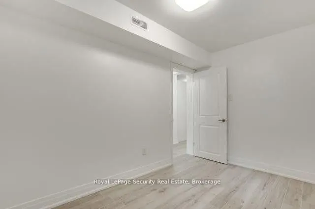 Additional image 11 of 148 Portland St
