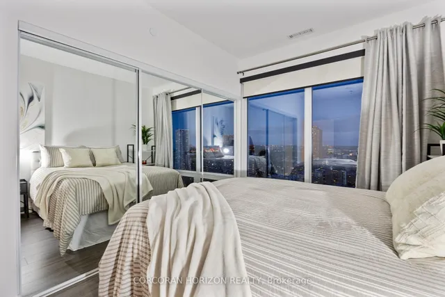 Additional image 33 of 20 Edward St Unit PH1