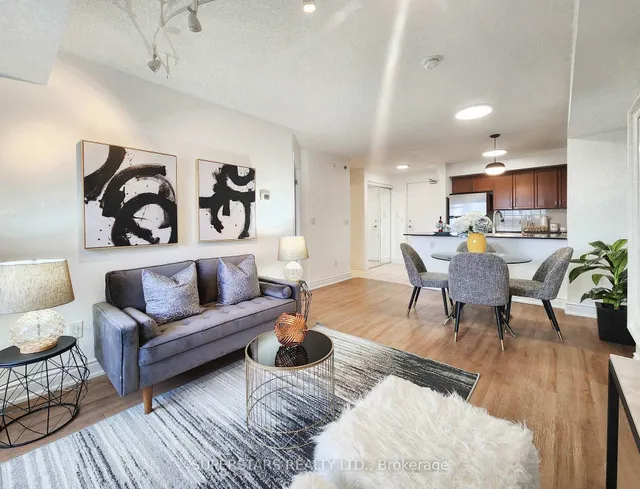 760 Sheppard Ave Unit 701