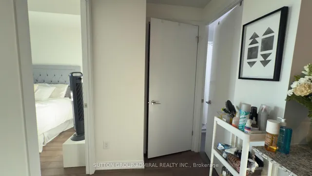 Additional image 11 of 60 Berwick Ave Unit 412