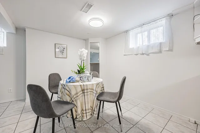 Additional image 30 of 57 Allanford Rd