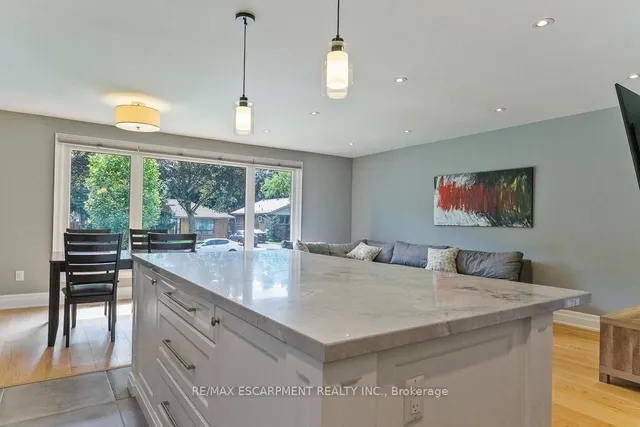 Additional image 16 of 4 Thorpe Rd