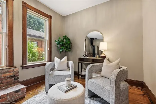 Additional image 12 of 19 Richmond Ave