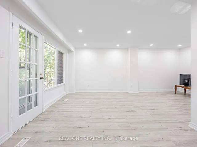 Additional image 4 of 441 Military Tr Unit 66