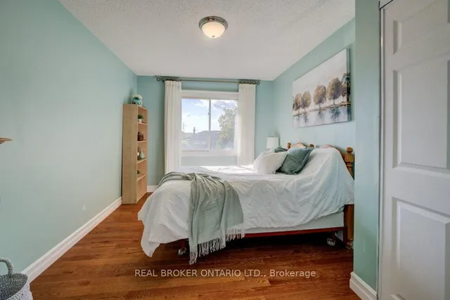 Additional image 16 of 144 Laurentian Dr