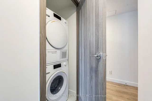 Additional image 23 of 38 Widmer St Unit 1901