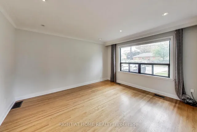 Additional image 6 of 270 Renforth Dr