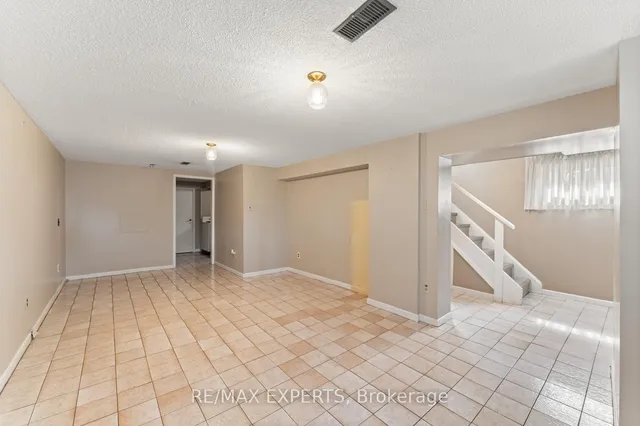 Additional image 20 of 19 Peterdale Rd