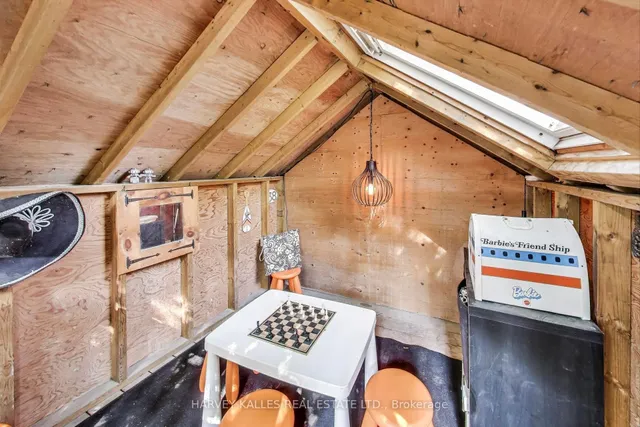 Additional image 32 of 38 Coe Hill Dr