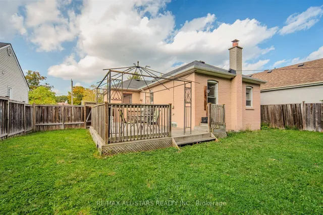 Additional image 26 of 27 Martindale Rd