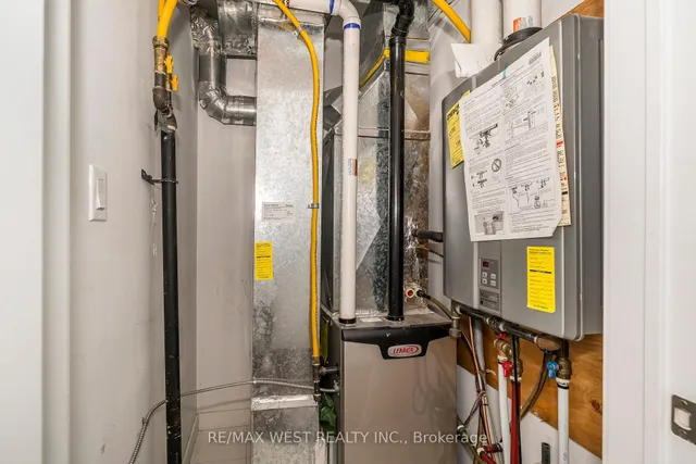 Additional image 39 of 2061 Weston Rd Unit 32