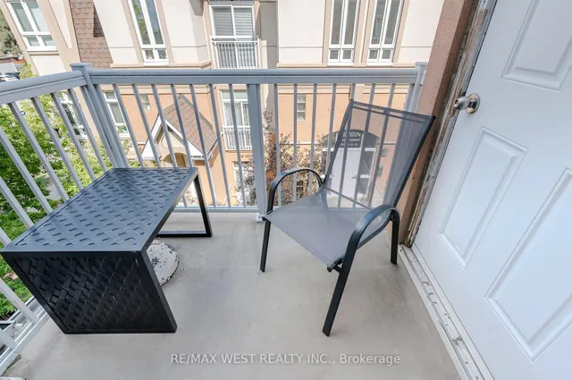 Additional image 20 of 9 Pine St Unit 28