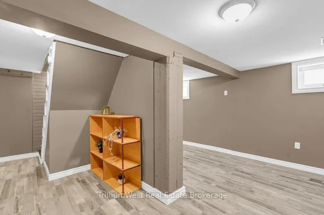 Additional image 31 of 18 St. Clair Ave