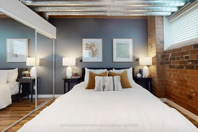 Additional image 28 of 2154 Dundas St Unit 107