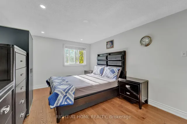 Additional image 21 of 105 Hupfield Tr