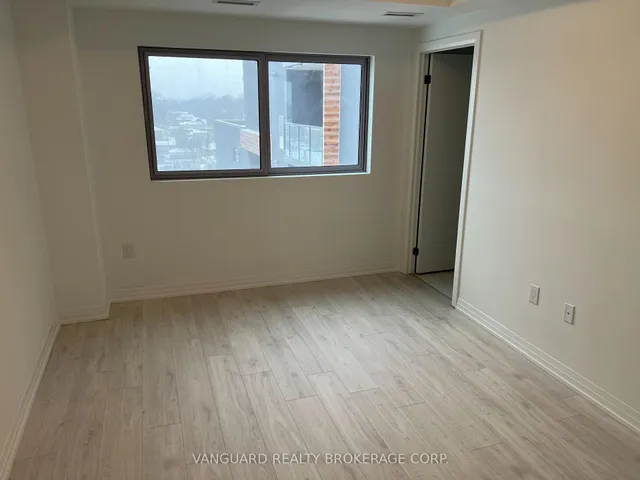 Additional image 10 of 408 Browns Line Unit 509