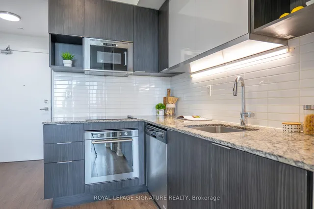 Additional image 15 of 99 The Donway West Unit 806