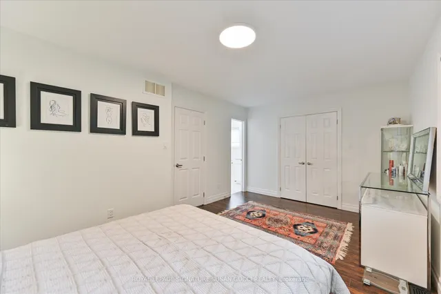 Additional image 20 of 94 Meighen Ave