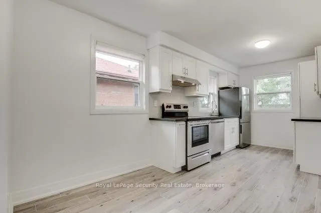 Additional image 34 of 148 Portland St