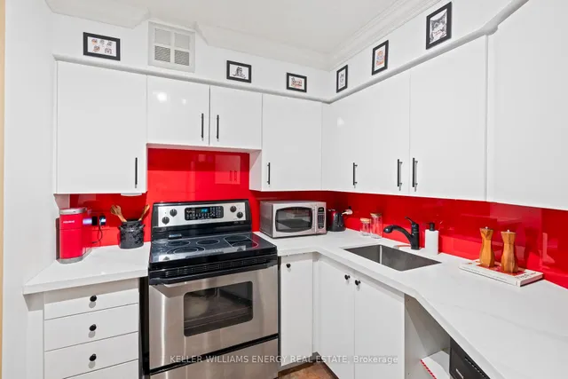 Additional image 21 of 270 Queens Quay Unit 704